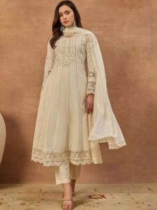 Beautiful Punjabi suits for women in traditional ethnic designs